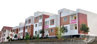 북한 곡산군 문양농장에 들어선 새 살림집들