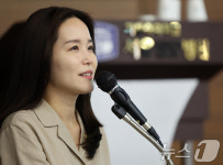 축사하는 이주영 의원
