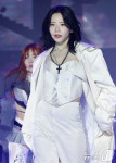 지유, 남다른 카리스마