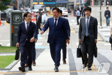 법정 향하는 김성태