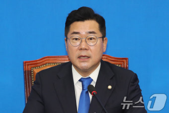 모두발언하는 박찬대 당대표 직부대행