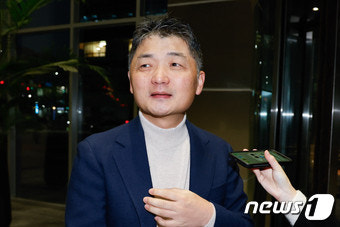 오늘 구속 기로 김범수…뒤숭숭한 카카오