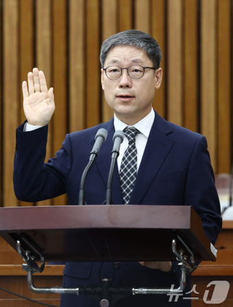노경필 대법관 후보자, 선서
