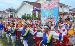 北, 함흥시 부민농장에서 살림집 입사모임 진행…문명개화 새 모습