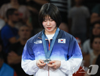 허미미 첫 올림픽 무대에서 값진 은매달