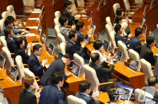 야당 주도로 방송4법 모두 국회 본회의 통과