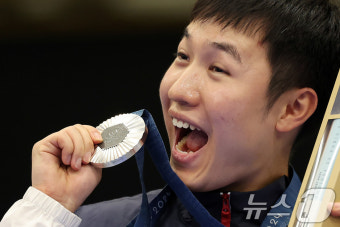 '말년병장' 조영재, 속사권총 은메달