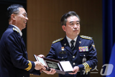 윤희근 경찰청장 '임기 채우고 퇴임'