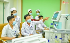 북한, 선진적 치료방법 도입 강조…보건토대 강화