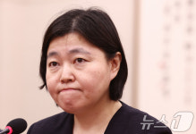 질의 듣는 임은정 검사