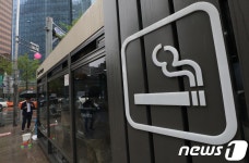 설 곳 잃는 흡연자…금연구역 확대, 흡연부스 설치 동상이몽