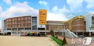 에어컨 고장 솔밭초교 찜통교실 학생 불편 2주 더 이어질듯