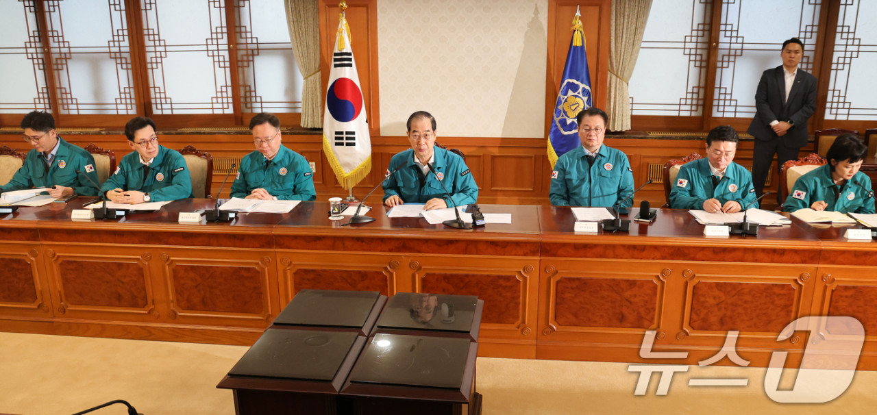 보건의료노조 총파업 예고에 대응한 한덕수 국무총리 파업 동의 불가