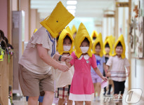 유·초·중·고교생 1년 새 10만명 줄었다…19년째 감소세