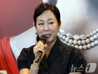오페라 '토스카' 제작 소감 밝표하는 박혜진 단장