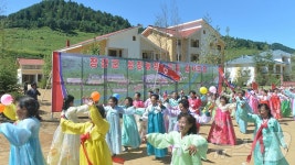 (주)장강신문 강진지사 | 노동신문, 살림집 건설 소식 연일 보도…장강군 새 살림집