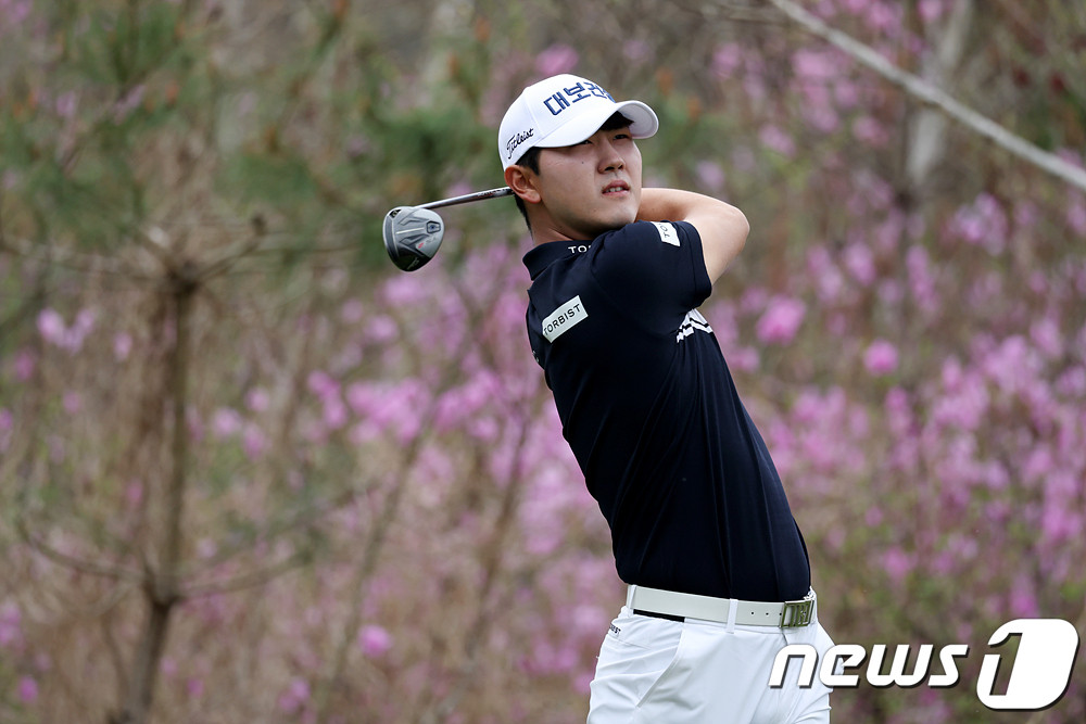 KPGA 이대한, 장유빈 꺾고 생애 첫 우승 차지