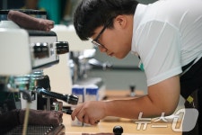 바리스타 명인의 꿈을 담아