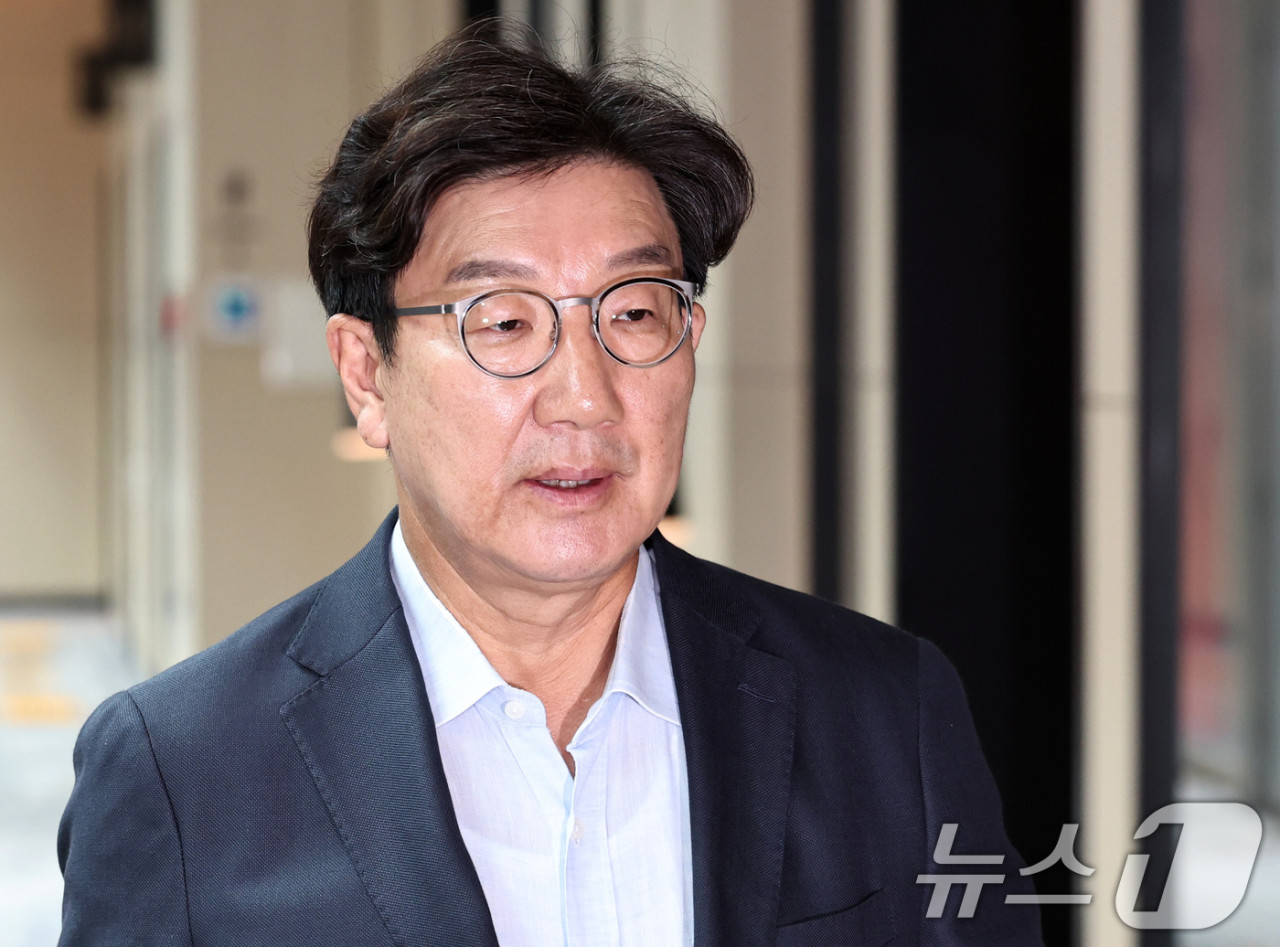 국민의힘 대표 권성동, 더불어민주당 대표 이재명과 18일 회동 합의