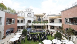 신세계사이먼 부산 프리미엄 아울렛, 11년 만에 재단장