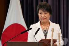 여자 아베 다카이치와 숨은 실력자 가미카와…女후보 2인에 쏠린 눈