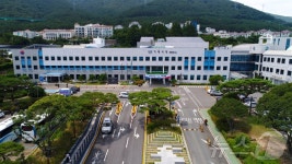 거제 덕포동 도로 상수도관 파손…250여 세대 단수
