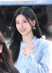 예지, 화사한 미소