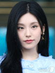 예지, 무결점 미모