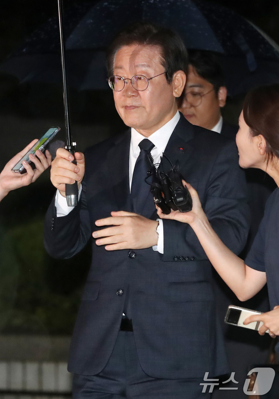 이재명 대표, 위증교사 혐의로 징역 3년 선고…항소 절차 예정