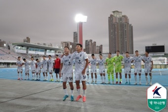 '브론즈볼' 이승원 데뷔골 김천, 수원FC에 4-2 승리…대구와 서울은 무승부(종합)