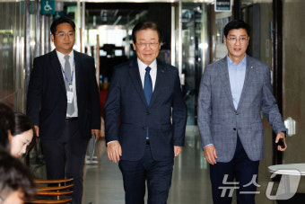 더불어민주당 이재명 대표, 의협 임현택 회장과 간담회 진행더불어민주당과 의협, 의료 분야 협력 강조회의 후 박주민 위원장 간담회 급작스럽게 이뤄져 언급.