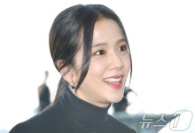 블랙핑크 지수, 맑은 눈의 여신
