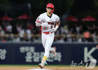 KIA 타이거즈 김도영, 시즌 136득점 신기록 경신!