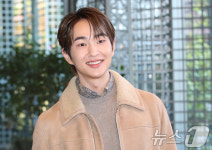 샤이니 온유, 밝은 미소