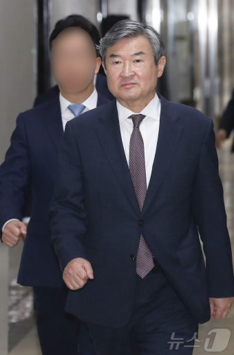 정보위 향하는 조태용 국가정보원장