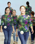 시니어 모델의 당당한 워킹
