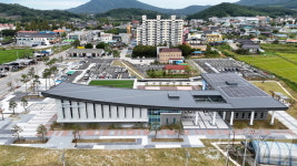익산 금마면에 고도 한눈애(愛) 익산 세계유산센터 1일 개관