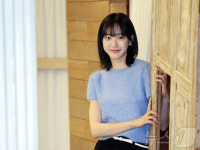 환한 미소 보이는 한지현
