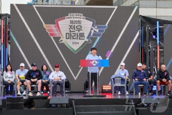 개회 선언하는 채일 국방홍보원장