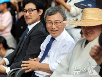 봉은사 '개산대제 전통문화축제' 찾은 정근식 후보