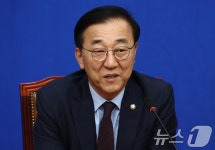 김윤덕 의원 아중체련공원 축구장 인조잔디 교체 예산 확보