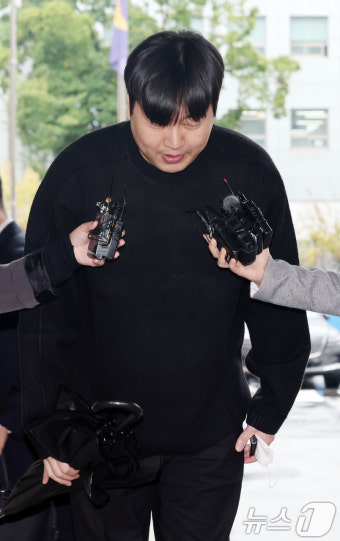 '23억 불법도박' 고개 숙인 이진호