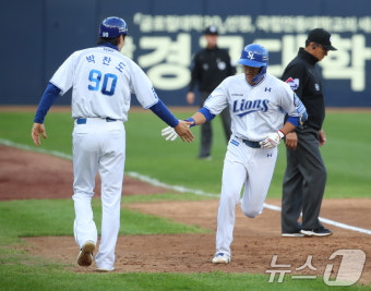삼성 이재현, 솔로포 '끝까지 추격'
