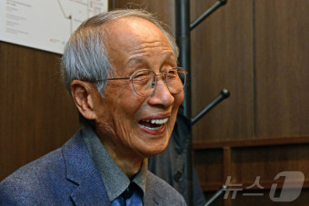 이재명 대표 만난 윤여준 전 환경부 장관