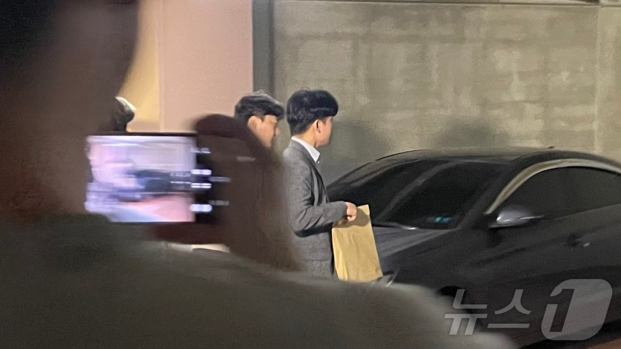 검찰, 명태균씨 압수수색 창원시청 진행...국가산단 개입 의혹 조사