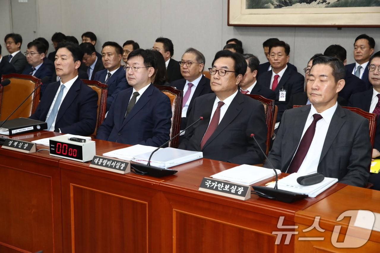 김성훈 대통령경호처 차장, 특수공무집행방해 혐의로 경찰 소환 검토