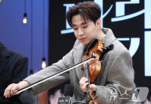 바이올린 켜는 헨리