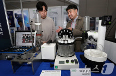 코리아 라이프 사이언스 위크 2024