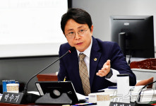 주차장법 개정에도 광주 공영주차장 알박기 주차 여전