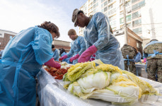 김장 나눔 행사 참석한 美 2사단